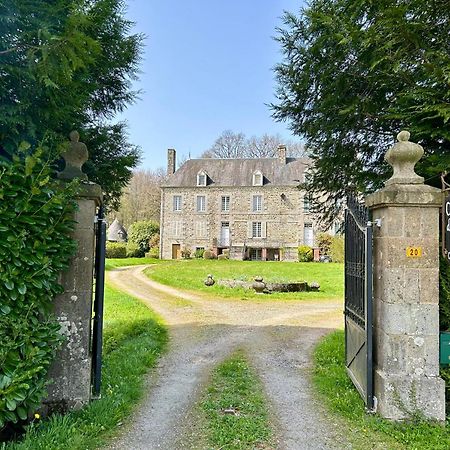 Chateau Isigny, Ideal Pour Les Familles Avec Enfants Et Les Animaux De Compagnie, Situe A Proximite Du Mont Saint-Michel Экстерьер фото