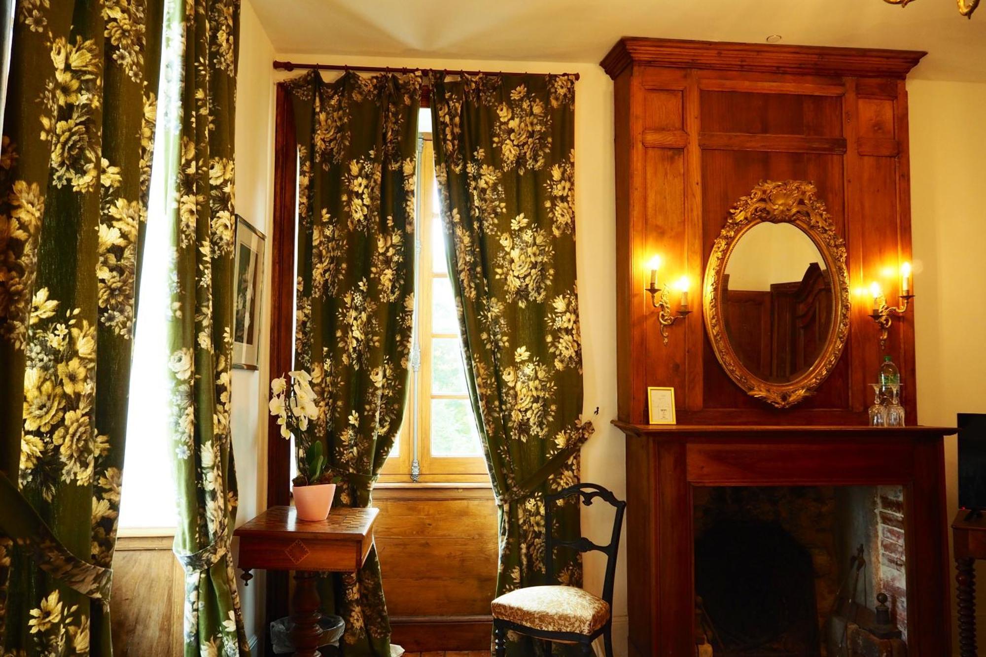 Chateau Isigny, Ideal Pour Les Familles Avec Enfants Et Les Animaux De Compagnie, Situe A Proximite Du Mont Saint-Michel Экстерьер фото