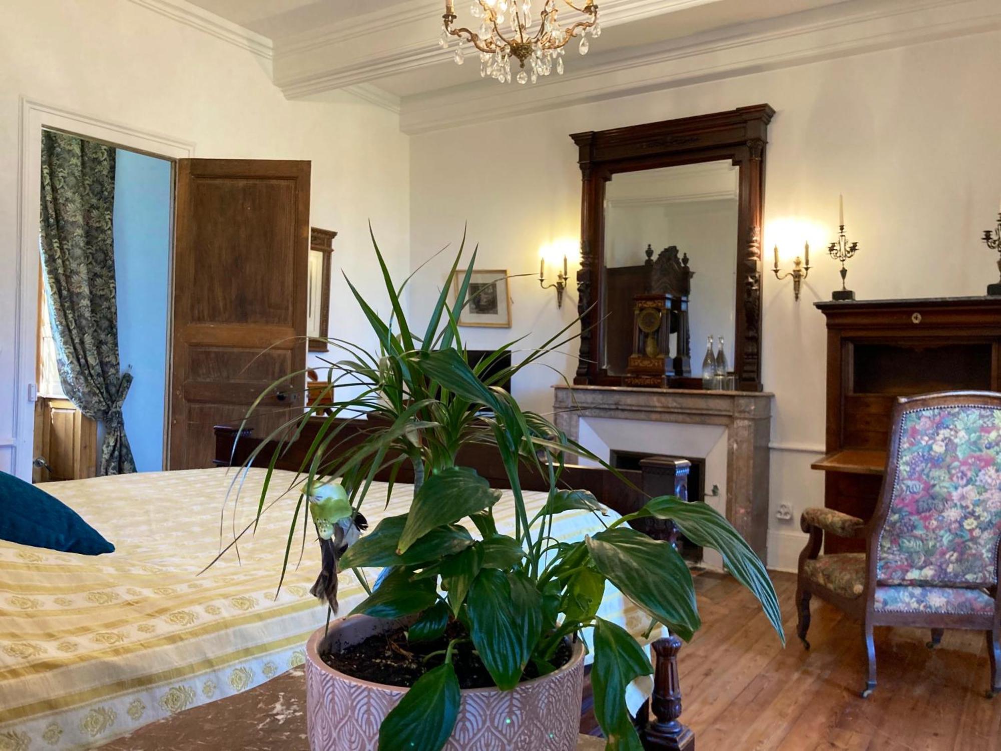 Chateau Isigny, Ideal Pour Les Familles Avec Enfants Et Les Animaux De Compagnie, Situe A Proximite Du Mont Saint-Michel Экстерьер фото