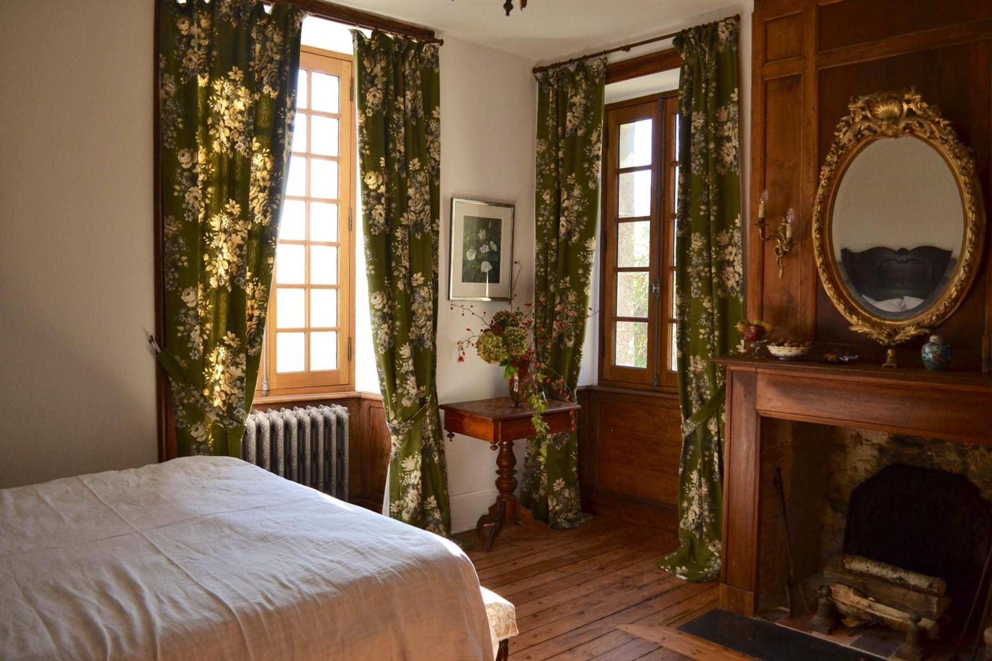 Chateau Isigny, Ideal Pour Les Familles Avec Enfants Et Les Animaux De Compagnie, Situe A Proximite Du Mont Saint-Michel Экстерьер фото
